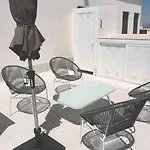 Gaia Met Dakterras Middenin Διαμέρισμα Τορεβιέχα