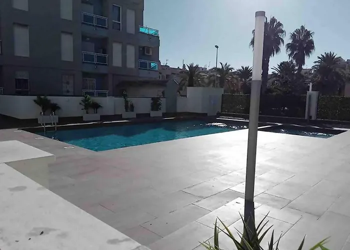 Gaia Met Dakterras Middenin Torrevieja